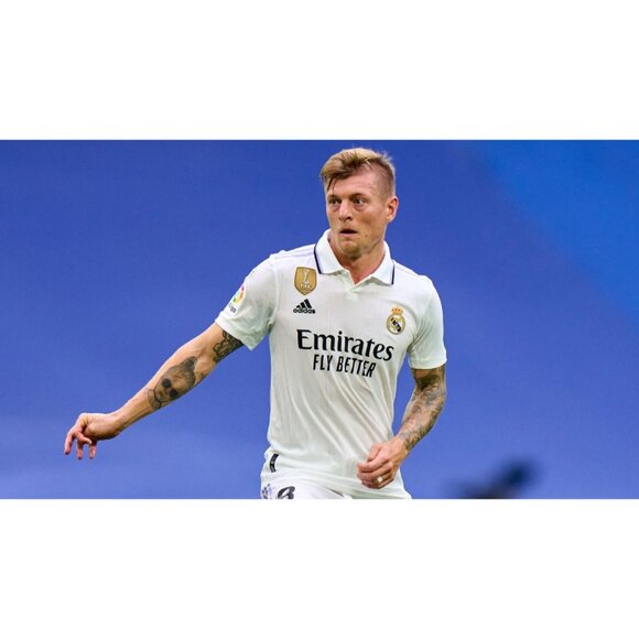 Kroos Real Madrid 2022 2023 UEFA Long Sleeve Soccer Jersey Shirt M SKU# HA2666 - Picture 8 of 8